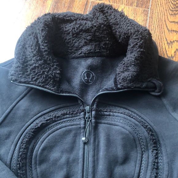 Lululemon Scuba Style Zip up Sweatshirt (without hood)!!! - Picture 2 of 6